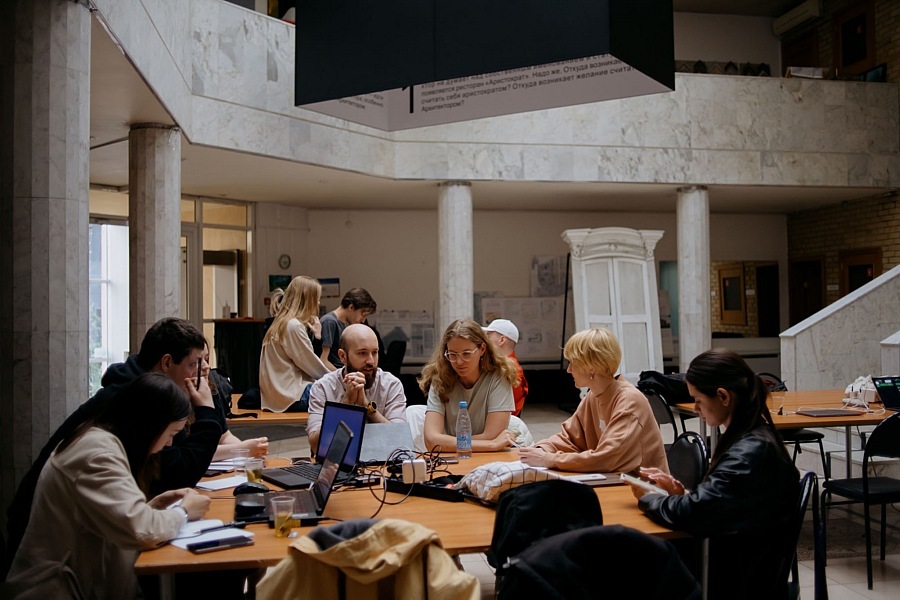 Каким будет центр города по мнению студентов-архитекторов? 2 Каким будет центр города по мнению студентов-архитекторов? 2