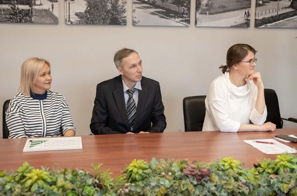 В Челябинске отметили значимые инвестпроекты 2022 года
1 В Челябинске отметили значимые инвестпроекты 2022 года
1