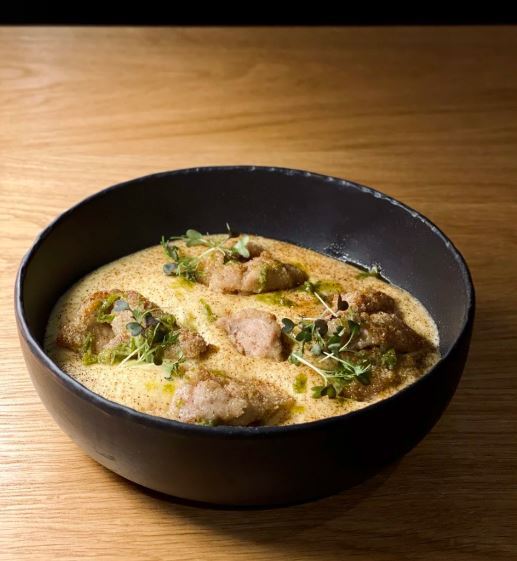 Печёный мозг, свекольный бархат и посикунчики: в Челябинске стартовал гастрофестиваль АУК 1 Печёный мозг, свекольный бархат и посикунчики: в Челябинске стартовал гастрофестиваль АУК 1