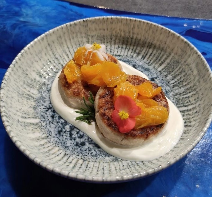 Печёный мозг, свекольный бархат и посикунчики: в Челябинске стартовал гастрофестиваль АУК 5 Печёный мозг, свекольный бархат и посикунчики: в Челябинске стартовал гастрофестиваль АУК 5