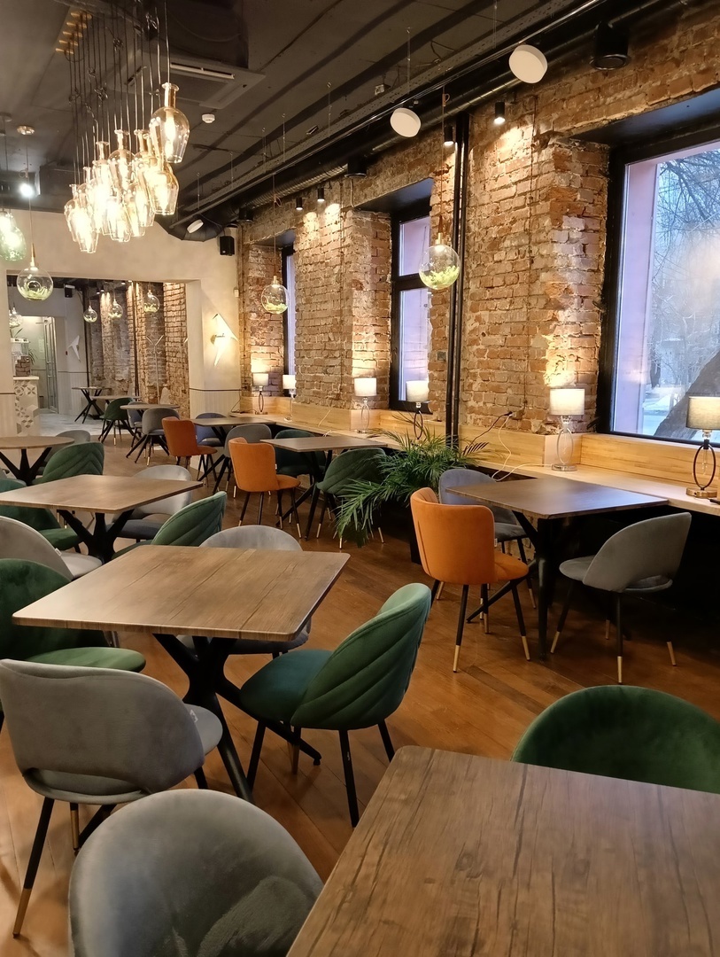 Драники в дизайнерском интерьере: в центре Челябинска открылось новое кафе «Рестостара» 1 Драники в дизайнерском интерьере: в центре Челябинска открылось новое кафе «Рестостара» 1