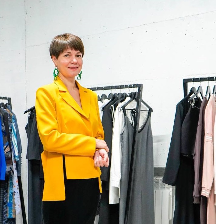 «Сшить несколько вещей — это не бизнес»: как челябинская одежда заменит западные бренды? 1 «Сшить несколько вещей — это не бизнес»: как челябинская одежда заменит западные бренды? 1