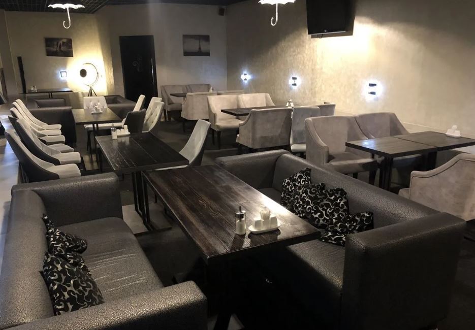 Ресторан в центре Челябинска продают за 1 млн рублей 1 Ресторан в центре Челябинска продают за 1 млн рублей 1