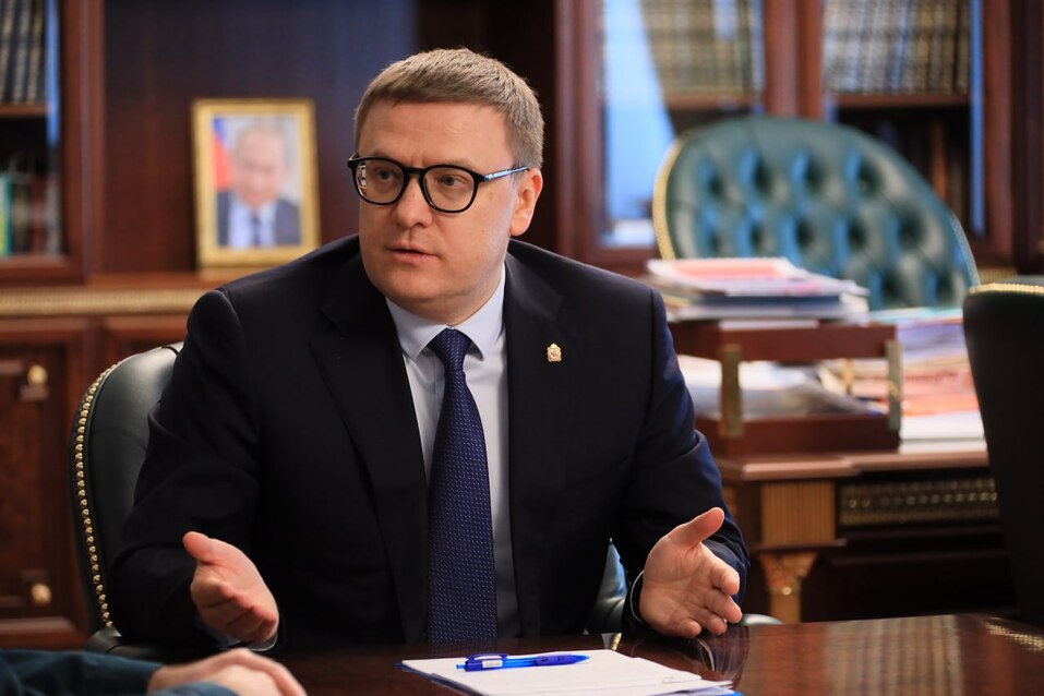 Текслер обсудил с главой челябинской таможни экспорт предприятий и параллельный импорт 2 Текслер обсудил с главой челябинской таможни экспорт предприятий и параллельный импорт 2