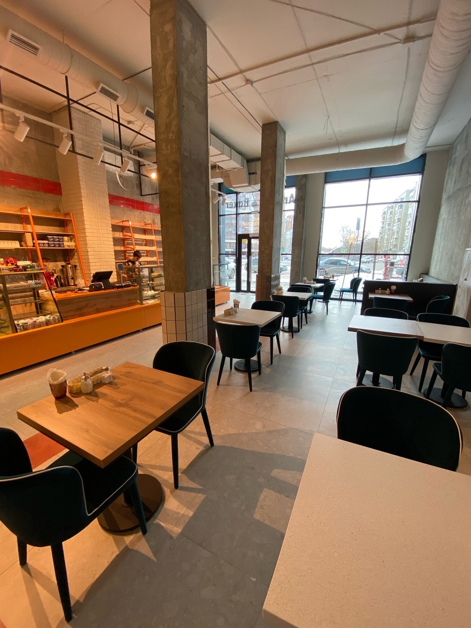 Известная челябинская сеть кондитерских открыла своё кафе 3 Известная челябинская сеть кондитерских открыла своё кафе 3