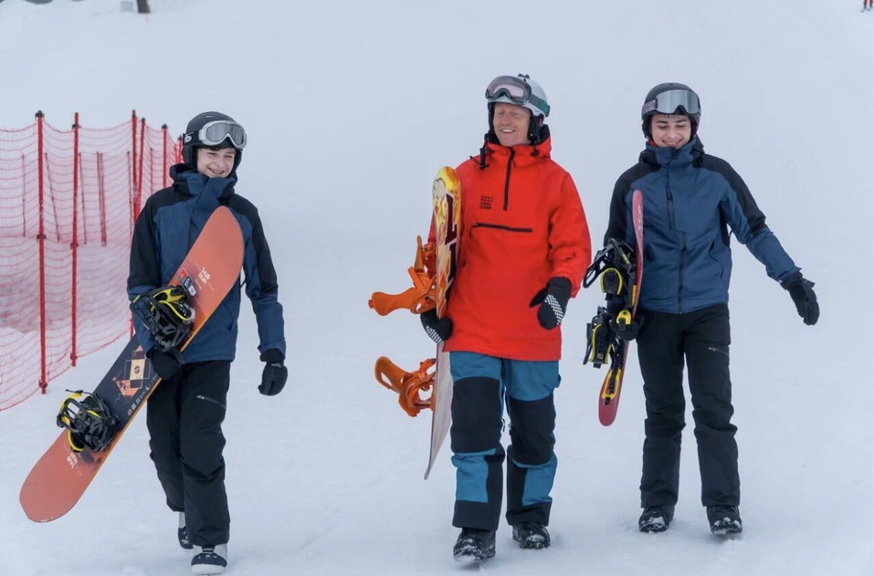 Трое подростков региона встали на лыжи и сноуборд благодаря Екатерининской Ассамблее 1