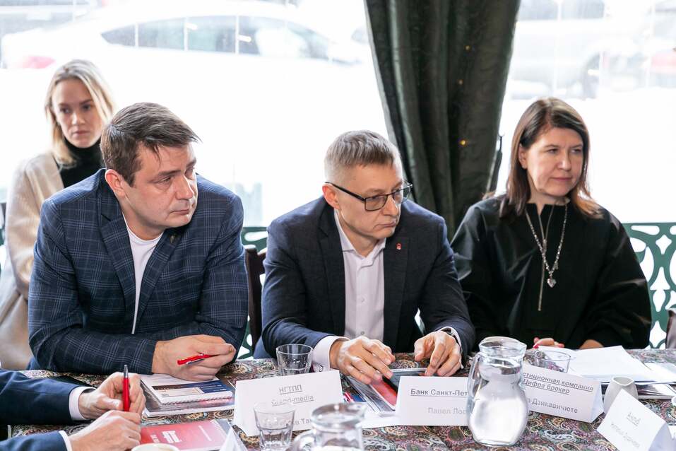 «Санкции — не против отдельного банка, а против всего финансового сектора»
14 «Санкции — не против отдельного банка, а против всего финансового сектора»
14