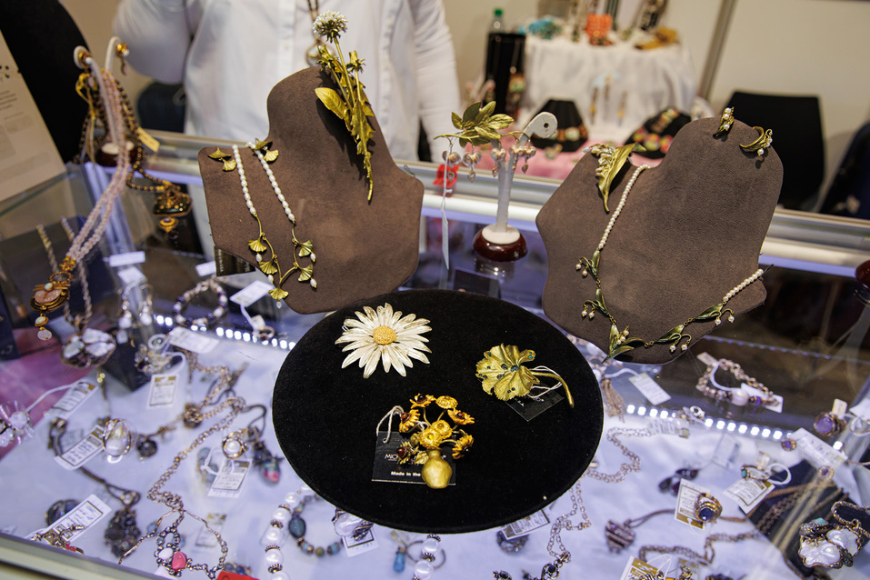 От бриллиантов до бижутерии! Ювелирная Сибирь в Новосибирском Экспоцентре 1 От бриллиантов до бижутерии! Ювелирная Сибирь в Новосибирском Экспоцентре 1