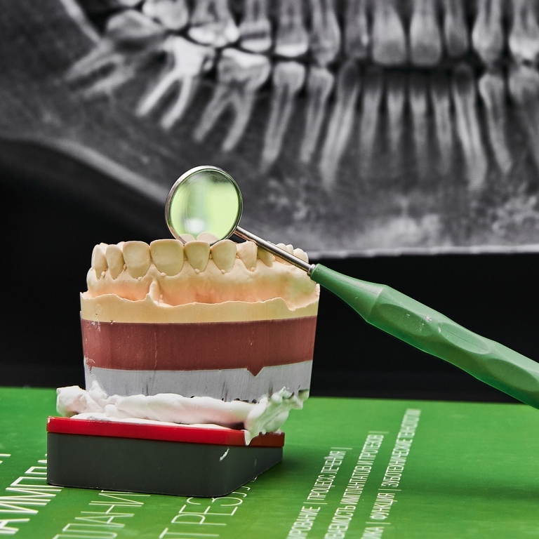 Пятая точка опоры или Путешествие в будущее с авторской стоматологией Константина Покандюк 1 Пятая точка опоры или Путешествие в будущее с авторской стоматологией Константина Покандюк 1