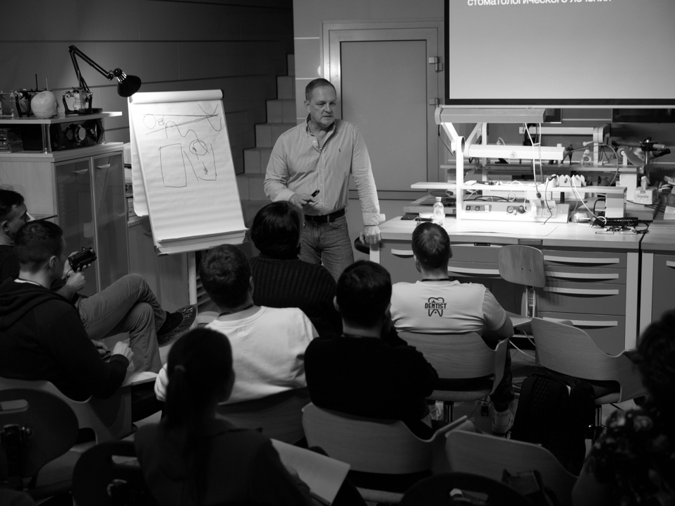 Пятая точка опоры или Путешествие в будущее с авторской стоматологией Константина Покандюк 3 Пятая точка опоры или Путешествие в будущее с авторской стоматологией Константина Покандюк 3