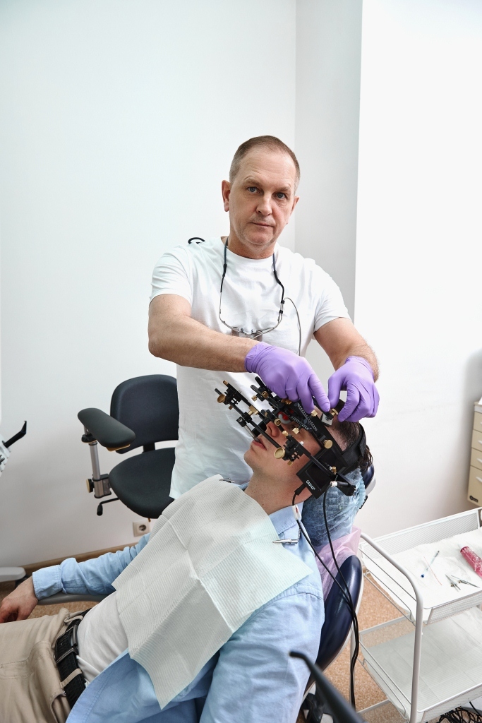 Пятая точка опоры или Путешествие в будущее с авторской стоматологией Константина Покандюк 4 Пятая точка опоры или Путешествие в будущее с авторской стоматологией Константина Покандюк 4