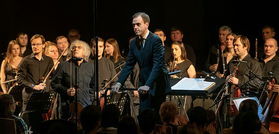 Много музыки, живописи и театра придет в апреле в Новосибирск 16 Много музыки, живописи и театра придет в апреле в Новосибирск 16