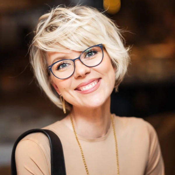 Опрос: Выходить в публичное пространство или оставаться в тени? 3 Опрос: Выходить в публичное пространство или оставаться в тени? 3