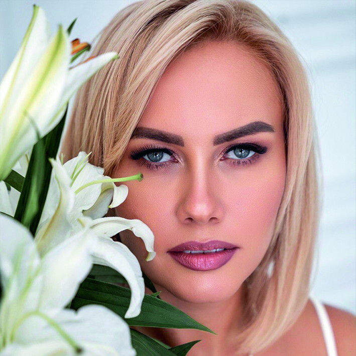 Опрос: Выходить в публичное пространство или оставаться в тени? 4 Опрос: Выходить в публичное пространство или оставаться в тени? 4