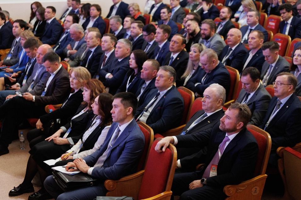 «Вызовы, с которыми столкнулась страна, — это шанс изменить структуру экономики РФ» 4 «Вызовы, с которыми столкнулась страна, — это шанс изменить структуру экономики РФ» 4