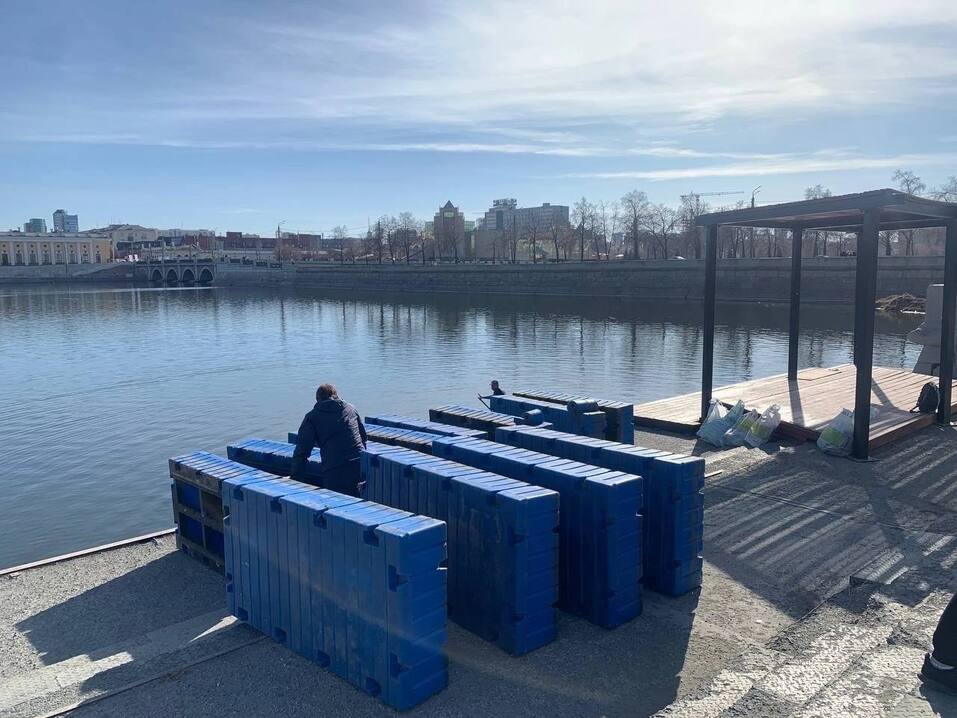 В центре Челябинска смонтировали сап-станцию 1 В центре Челябинска смонтировали сап-станцию 1