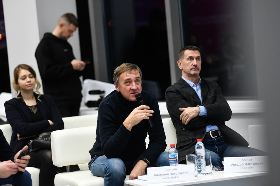 Новая команда, рост инвестиций, экопрорыв: что ждут от Михаила Котюкова предприниматели
1 Новая команда, рост инвестиций, экопрорыв: что ждут от Михаила Котюкова предприниматели
1