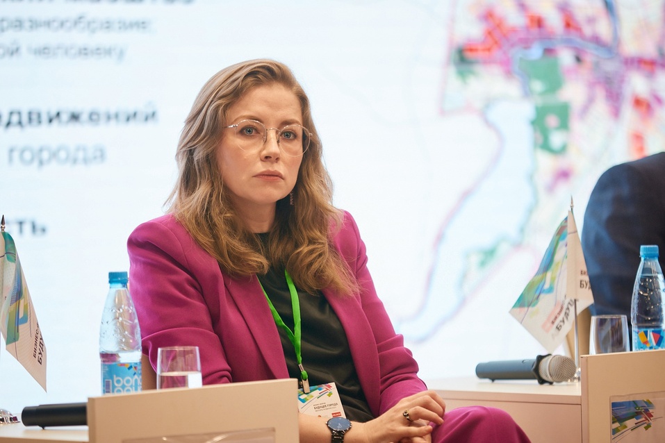 О будущем — в настоящем. Итоги бизнес-форума «Будущее города. Векторы развития 2023» 24 О будущем — в настоящем. Итоги бизнес-форума «Будущее города. Векторы развития 2023» 24