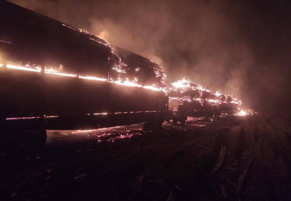 Тюмень заволокло дымом из-за пожаров на границе Свердловской и Курганской областей 2 Тюмень заволокло дымом из-за пожаров на границе Свердловской и Курганской областей 2