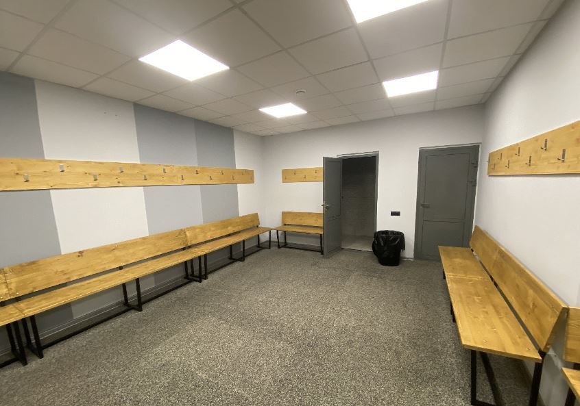 В Челябинске выставили на продажу частный каток 3 В Челябинске выставили на продажу частный каток 3