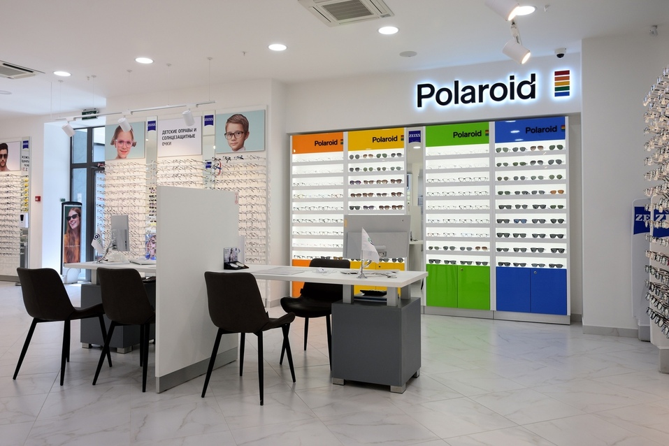 Одни — хорошо, а двое — лучше. Как и где получить в подарок очки Polaroid? 1 Одни — хорошо, а двое — лучше. Как и где получить в подарок очки Polaroid? 1