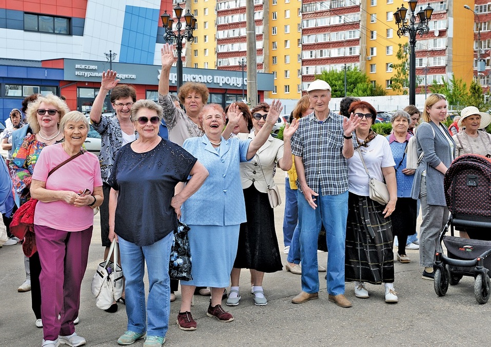 Праздничный понедельник. АПЗ отметил свое 66-летие 2 Праздничный понедельник. АПЗ отметил свое 66-летие 2