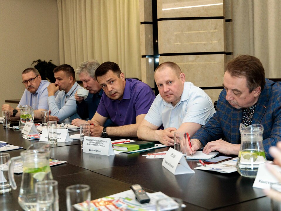 Санкции не остановили развитие новосибирской промышленности, заявили игроки отрасли 13 Санкции не остановили развитие новосибирской промышленности, заявили игроки отрасли 13