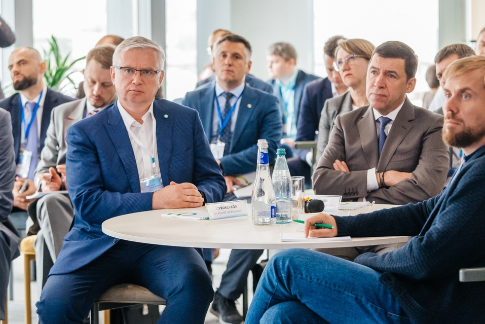 Сбер и правительство Свердловской области провели дизайн-сессию по ИИ 1 Сбер и правительство Свердловской области провели дизайн-сессию по ИИ 1