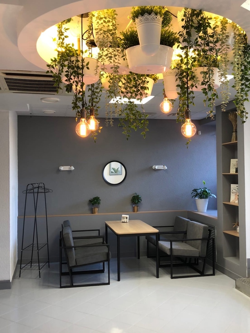 На Алом Поле в Челябинске продаётся кофейня 2 На Алом Поле в Челябинске продаётся кофейня 2