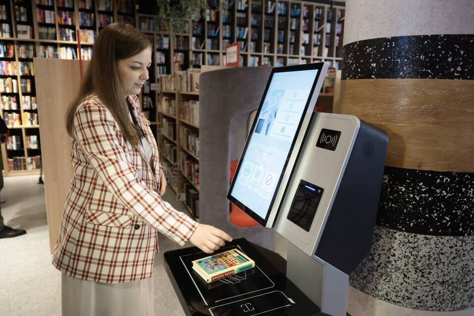 В Челябинске открылся бесплатный коворкинг с дизайнерским интерьером. Фото 6 В Челябинске открылся бесплатный коворкинг с дизайнерским интерьером. Фото 6