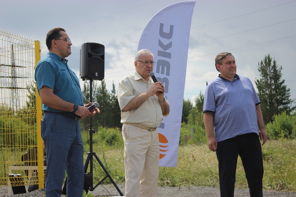 Дрова — в прошлом. Жителей Свердловской области подключают к голубому топливу 2 Дрова — в прошлом. Жителей Свердловской области подключают к голубому топливу 2