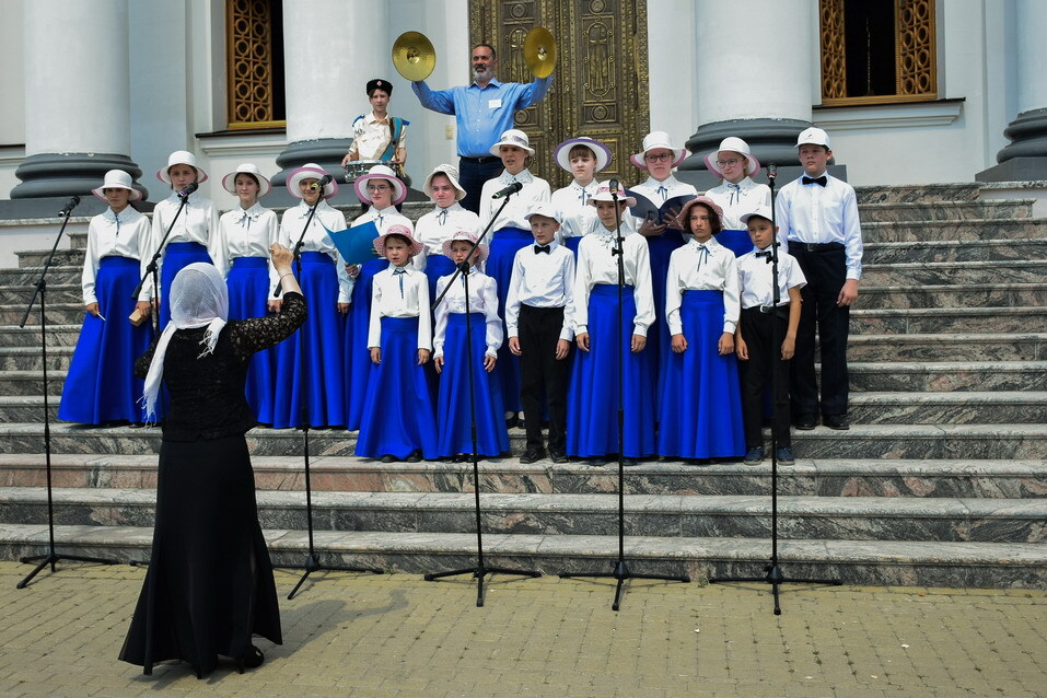 Ново-Тихвинский монастырь проведет для горожан большой праздник 3 Ново-Тихвинский монастырь проведет для горожан большой праздник 3