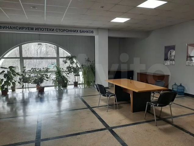 На ЧМЗ продают здание банка за 54 млн рублей 1 На ЧМЗ продают здание банка за 54 млн рублей 1