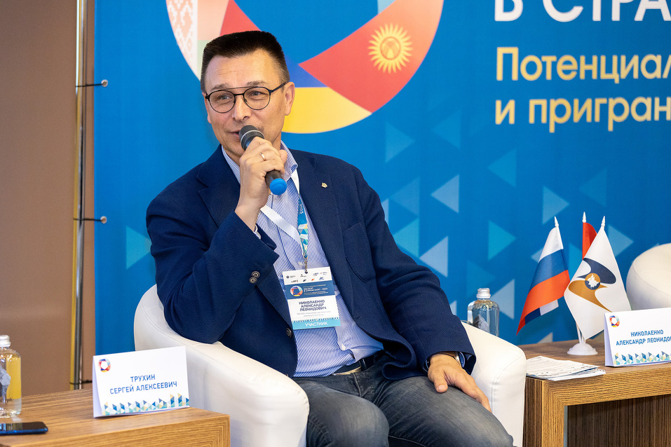 «Прежде чем выходить на экспорт, вы должны получить референцию в России» 2 «Прежде чем выходить на экспорт, вы должны получить референцию в России» 2