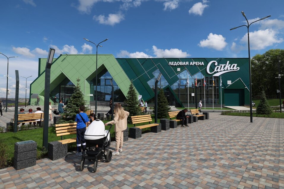 В Челябинской области открылся новый ледовый дворец. Фото, видео 1 В Челябинской области открылся новый ледовый дворец. Фото, видео 1