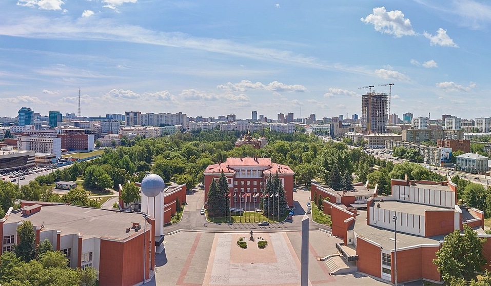 «У этого места хорошая аура»: зачем застройщик проводит экскурсии по центру Челябинска 1 «У этого места хорошая аура»: зачем застройщик проводит экскурсии по центру Челябинска 1