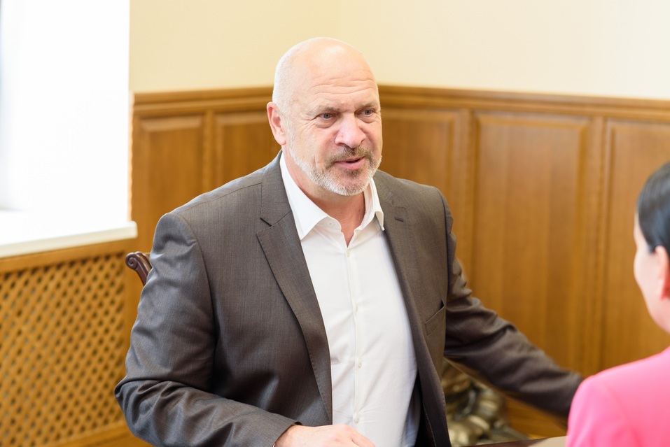 Вице-губернатор Сергей Шаль: «Челябинску не хватает проектов премиум-класса» 2 Вице-губернатор Сергей Шаль: «Челябинску не хватает проектов премиум-класса» 2