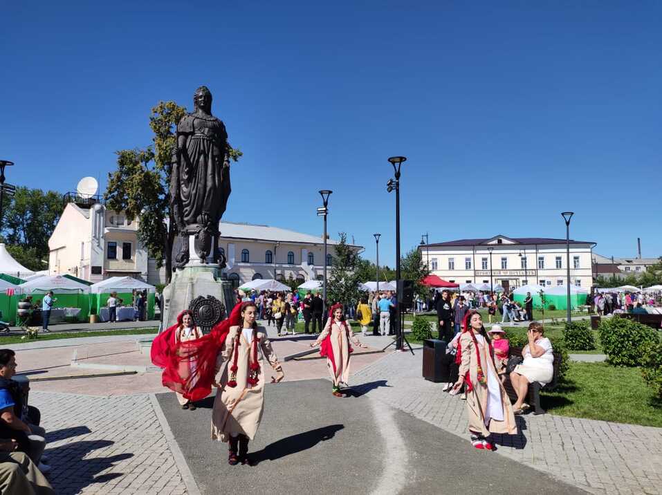 В Свердловской области прошла ярмарка с четырехсотлетней историей 4 В Свердловской области прошла ярмарка с четырехсотлетней историей 4