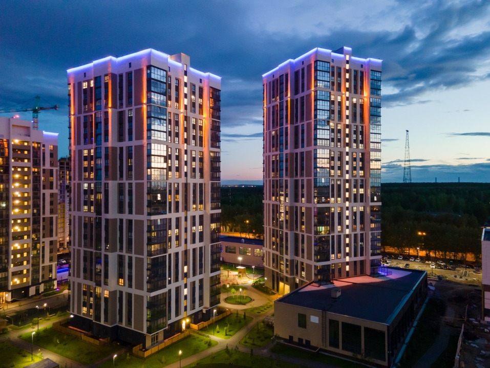 Сразу три проекта «УГМК-Застройщик» стали призерами федерального конкурса ТОП ЖК–2023 2 Сразу три проекта «УГМК-Застройщик» стали призерами федерального конкурса ТОП ЖК–2023 2