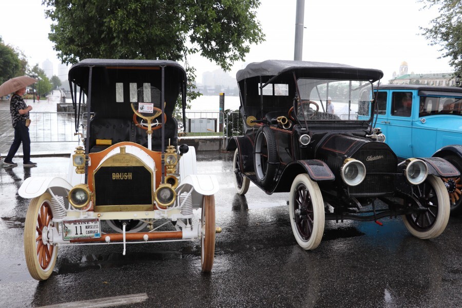 Отпраздновать 300-летие Екатеринбурга собрались более 1,2 млн человек. Главное — в 10 фото 3 Отпраздновать 300-летие Екатеринбурга собрались более 1,2 млн человек. Главное — в 10 фото 3
