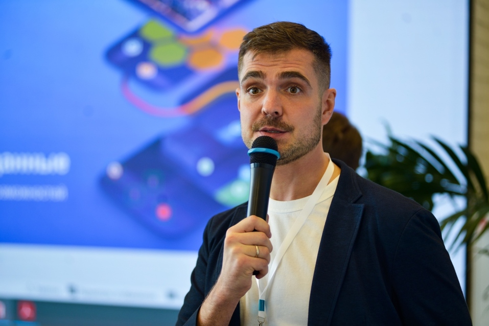 Чтобы вывести бизнес на новый уровень, нужно осваивать технологии и апгрейдить сервис 3 Чтобы вывести бизнес на новый уровень, нужно осваивать технологии и апгрейдить сервис 3