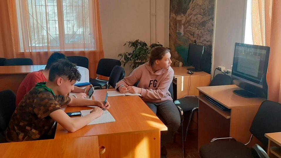 «Они тоже хотят в IT». В Екатеринбурге объявлен сбор средств на репетиторов для сирот 1 «Они тоже хотят в IT». В Екатеринбурге объявлен сбор средств на репетиторов для сирот 1