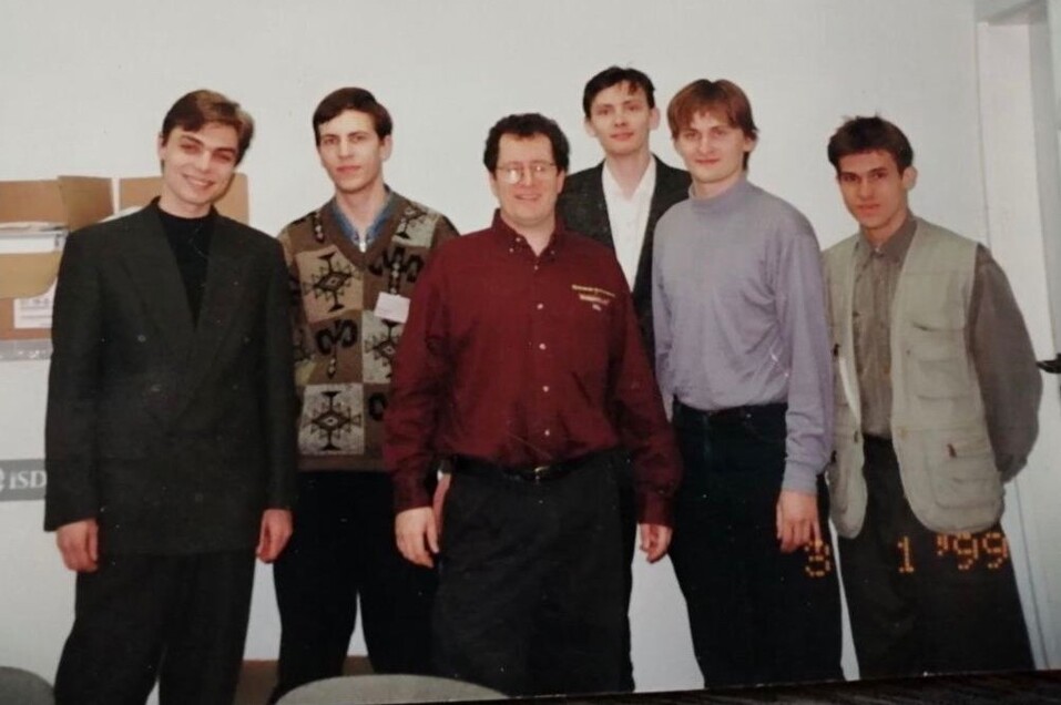 Самая первая команда OpenCV вместе с основателем проекта Гари Брадски, Нижний Новгород, 1999