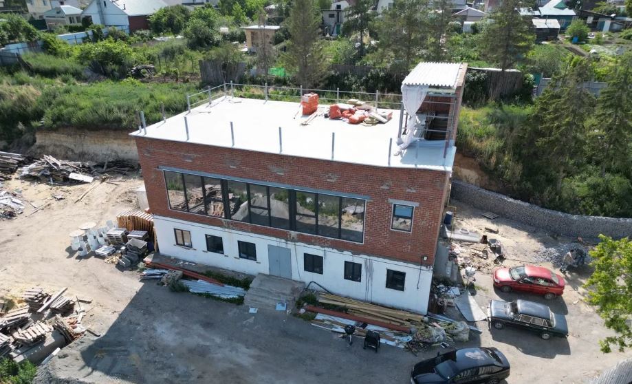 В Челябинске выставили на продажу частный пляж 5 В Челябинске выставили на продажу частный пляж 5