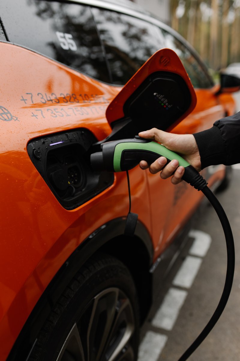 Скандинавский парк-отель ELOVOE установил две зарядные станции для электромобилей 3 Скандинавский парк-отель ELOVOE установил две зарядные станции для электромобилей 3