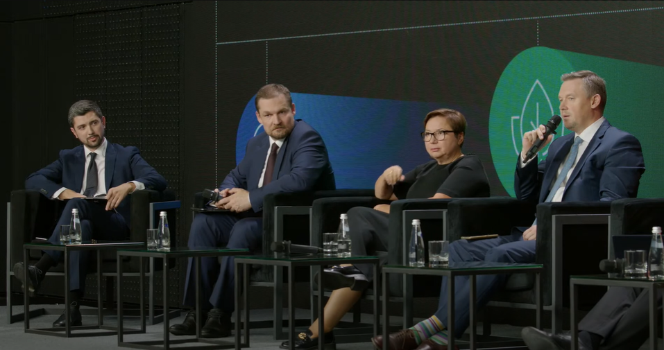 Красноярский край остается местом реализации ключевых ESG-проектов крупных компаний
2 Красноярский край остается местом реализации ключевых ESG-проектов крупных компаний
2