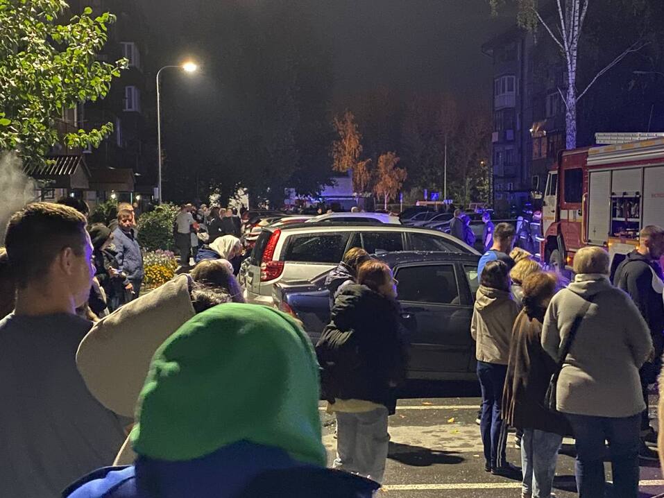 Газ взорвался в одной из квартир панельного пятиэтажного дома в центре Тюмени 3 Газ взорвался в одной из квартир панельного пятиэтажного дома в центре Тюмени 3