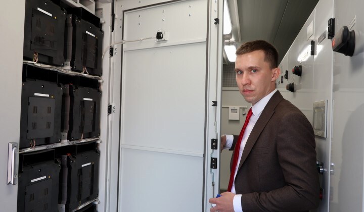 Теslа для железной дороги: как челябинские электронщики открывают новые рынки
1 Теslа для железной дороги: как челябинские электронщики открывают новые рынки
1