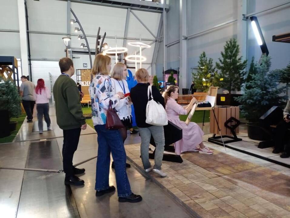 Они греют, шутят и светятся: когда на улицах появятся поумневшие уличные скамейки? 1 Они греют, шутят и светятся: когда на улицах появятся поумневшие уличные скамейки? 1