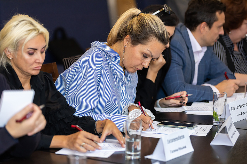 Названы имена участников еще двух номинаций премии «Человек года»-2023 55 Названы имена участников еще двух номинаций премии «Человек года»-2023 55